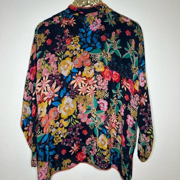 Johnny Was The Audrey Multicolor Floral Blouse M - Picture 5 of 7